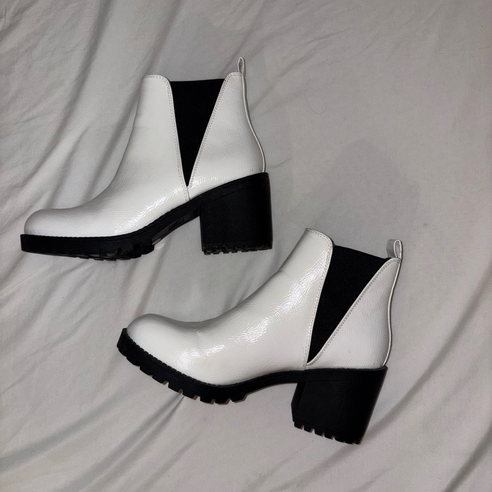 Dirty Laundry White and Black Ankle Boots with Chunky Platform